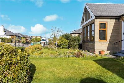 7 Duddingston Square East, Duddingston, Edinburgh, EH15 1RU - image 2