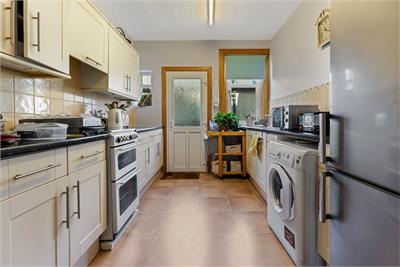 7 Duddingston Square East, Duddingston, Edinburgh, EH15 1RU - image 8