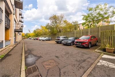 8/1 East Pilton Farm Rigg, Edinburgh, EH5 2GD - image 16