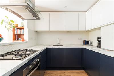 8/1 East Pilton Farm Rigg, Edinburgh, EH5 2GD - image 5