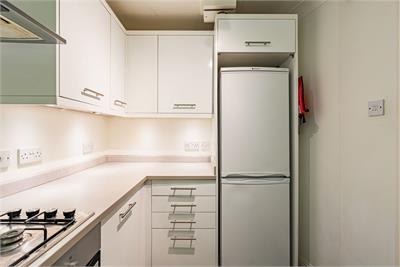 18/11 Blackwood Crescent, Edinburgh, EH9 1QY - image 16