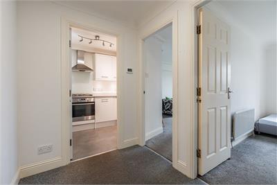 18/11 Blackwood Crescent, Edinburgh, EH9 1QY - image 20