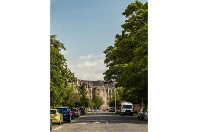 18/11 Blackwood Crescent, Edinburgh, EH9 1QY - image 23