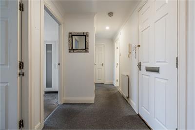 18/11 Blackwood Crescent, Edinburgh, EH9 1QY - image 9