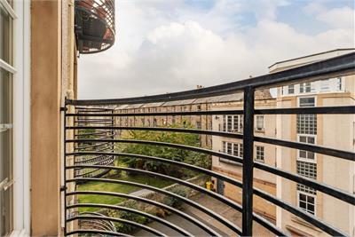18/11 Blackwood Crescent, Edinburgh, EH9 1QY - image 10