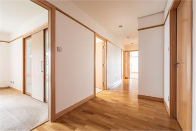 3/26 Western Harbour Drive, Edinburgh, EH6 6LR - image 8