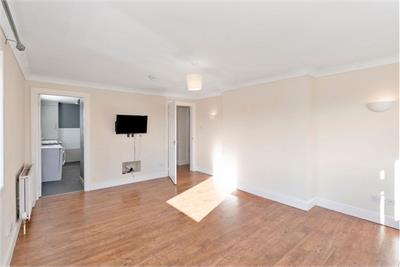 1E Edgefield Road, Loanhead, EH20 9DX - image 2