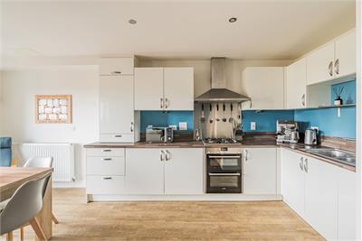 12/7 Burnbrae Drive, Edinburgh, EH12 8AS - image 4
