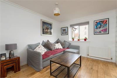 5/2 King's Meadow, Prestonfield, Edinburgh, EH16 5JP - image 2