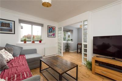 5/2 King's Meadow, Prestonfield, Edinburgh, EH16 5JP - image 3