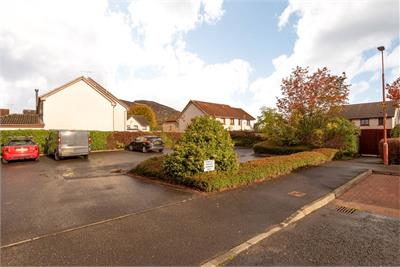 5/2 King's Meadow, Prestonfield, Edinburgh, EH16 5JP - image 25