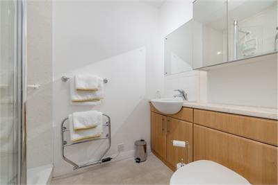 Flat 41 Claycot Park, 1 Ladywell Avenue, EDINBURGH, EH12 7LG - image 12
