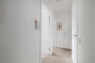 Flat 41 Claycot Park, 1 Ladywell Avenue, EDINBURGH, EH12 7LG - image 6