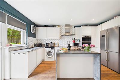 31 Bonaly Brae, Edinburgh, EH13 0QF - image 8