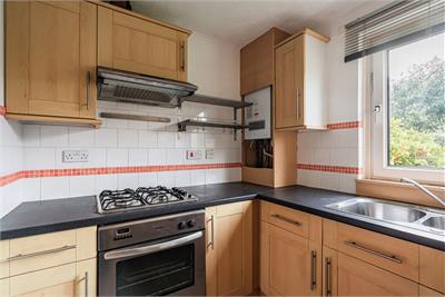 68 South Gyle Park, Edinburgh, EH12 9EW - image 3