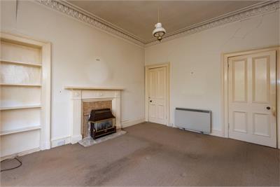 35 (3F3) Comely Bank Road, Comely Bank, Edinburgh, EH4 1DS - image 3