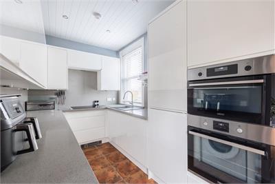 134 West Savile Terrace, Edinburgh, EH9 3EJ - image 3