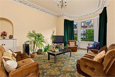 20 Calside, Paisley, PA2 6DB - image 3