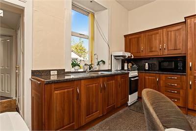 20 Calside, Paisley, PA2 6DB - image 6