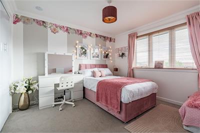 22 Gladstone's Gait, Bonnyrigg, EH19 3JA - image 16
