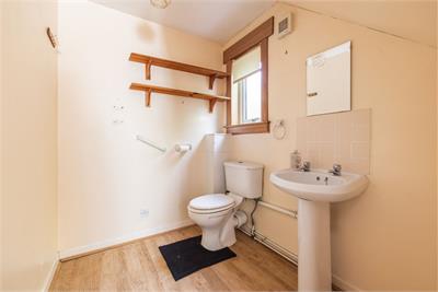 32 North Bughtlinfield, Edinburgh, EH12 8XZ - image 16