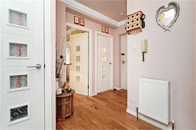 4/2 Grantully Place, Edinburgh, EH9 1SQ - image 14