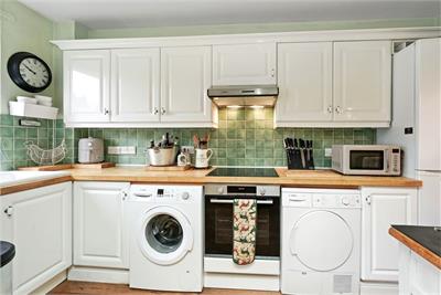 4/2 Grantully Place, Edinburgh, EH9 1SQ - image 5