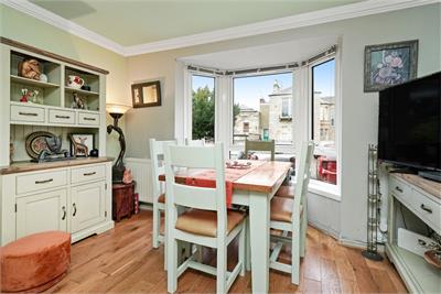 4/2 Grantully Place, Edinburgh, EH9 1SQ - image 8