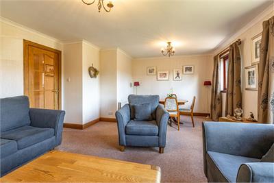 11 Abbotsview Court, Galashiels, TD1 3ES - image 5