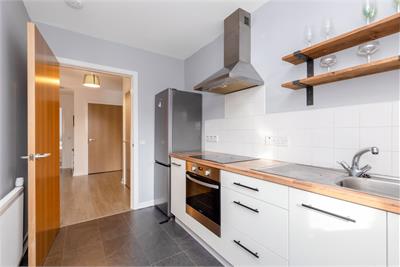 20/8 Citypark Way, Fettes, Edinburgh, EH5 2DF - image 6