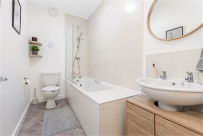 20/8 Citypark Way, Fettes, Edinburgh, EH5 2DF - image 9