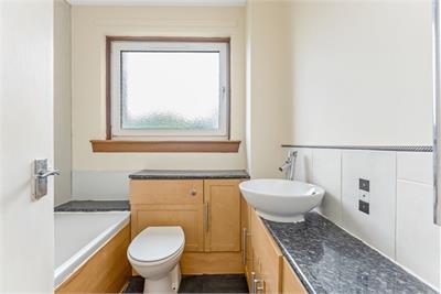 6 (flat 12), Orchard Brae Avenue, Orchard Brae, Edinburgh, EH4 2HP - image 11