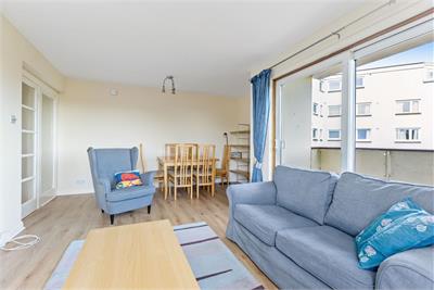 6 (flat 12), Orchard Brae Avenue, Orchard Brae, Edinburgh, EH4 2HP - image 3