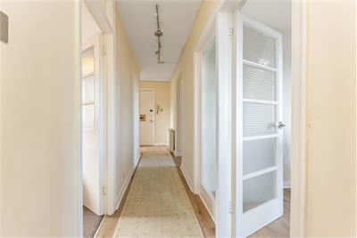 6 (flat 12), Orchard Brae Avenue, Orchard Brae, Edinburgh, EH4 2HP - image 7