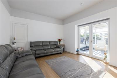 25 Nantwich Drive, Craigentinny, EH7 6RA - image 2