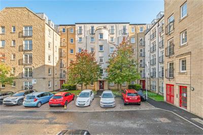 10/17 Giles Street, Leith, Edinburgh EH6 6DA - image 12