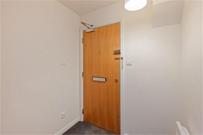 10/17 Giles Street, Leith, Edinburgh EH6 6DA - image 13