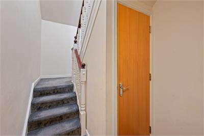 10/17 Giles Street, Leith, Edinburgh EH6 6DA - image 14