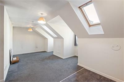 10/17 Giles Street, Leith, Edinburgh EH6 6DA - image 17
