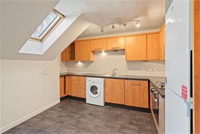 10/17 Giles Street, Leith, Edinburgh EH6 6DA - image 4
