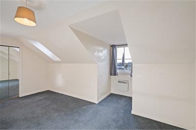 10/17 Giles Street, Leith, Edinburgh EH6 6DA - image 5