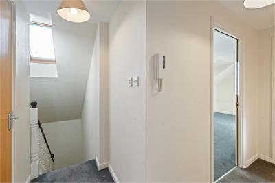 10/17 Giles Street, Leith, Edinburgh EH6 6DA - image 7