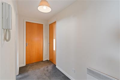 10/17 Giles Street, Leith, Edinburgh EH6 6DA - image 8