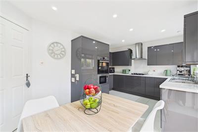 79 Meadowbank Road, Kirknewton, West Lothian, EH27 8BH - image 7