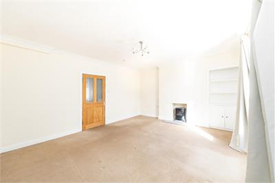 8 Albert Place, Kelso, TD5 7JL - image 2