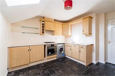 118/6 Willowbrae Road, Edinburgh, EH8 7HW - image 6