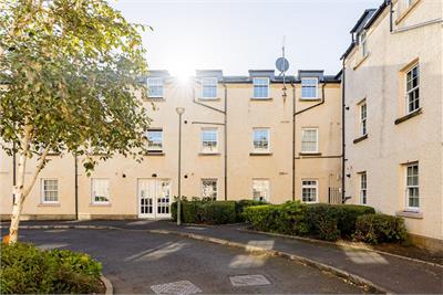 118/6 Willowbrae Road, Edinburgh, EH8 7HW - image 1