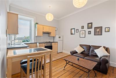 168 (3F1), Albert Street, Leith, Edinburgh, EH7 5NA - image 4