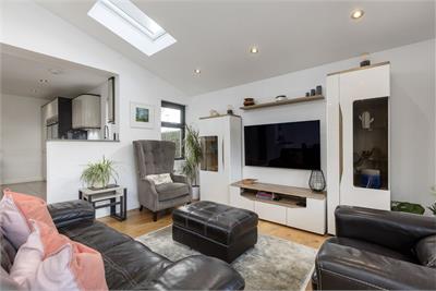 56 Barony Terrace, Edinburgh, EH12 8RF - image 5