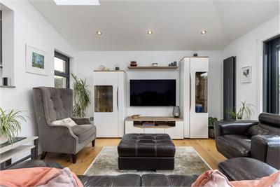 56 Barony Terrace, Edinburgh, EH12 8RF - image 6
